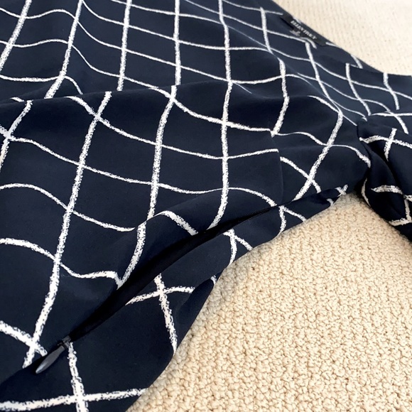 3/4 Sleeve Ellen Tracy Sheath Dress - Picture 3 of 5